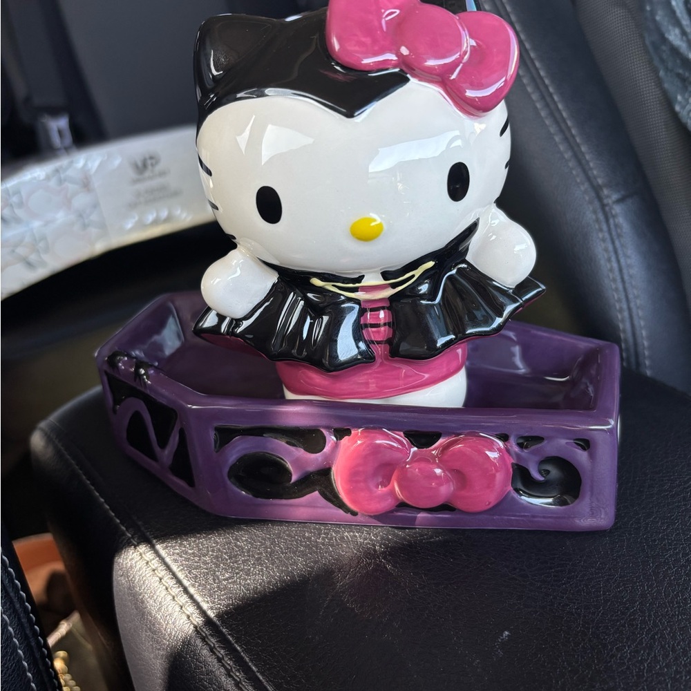 Hello Kitty Vampire Ceramic Coffin Halloween